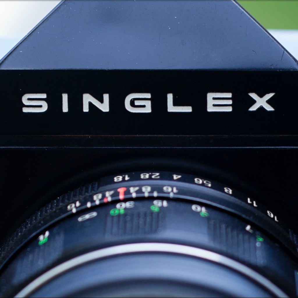 50mm 1.8 @ f/4 (100% crop)