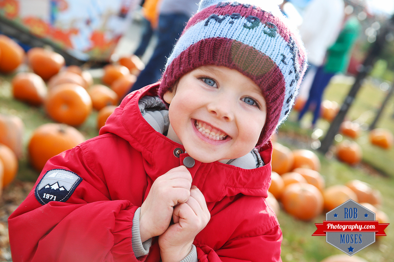 pumpkin boy bokeh Calgary - Rob Moses Photography
