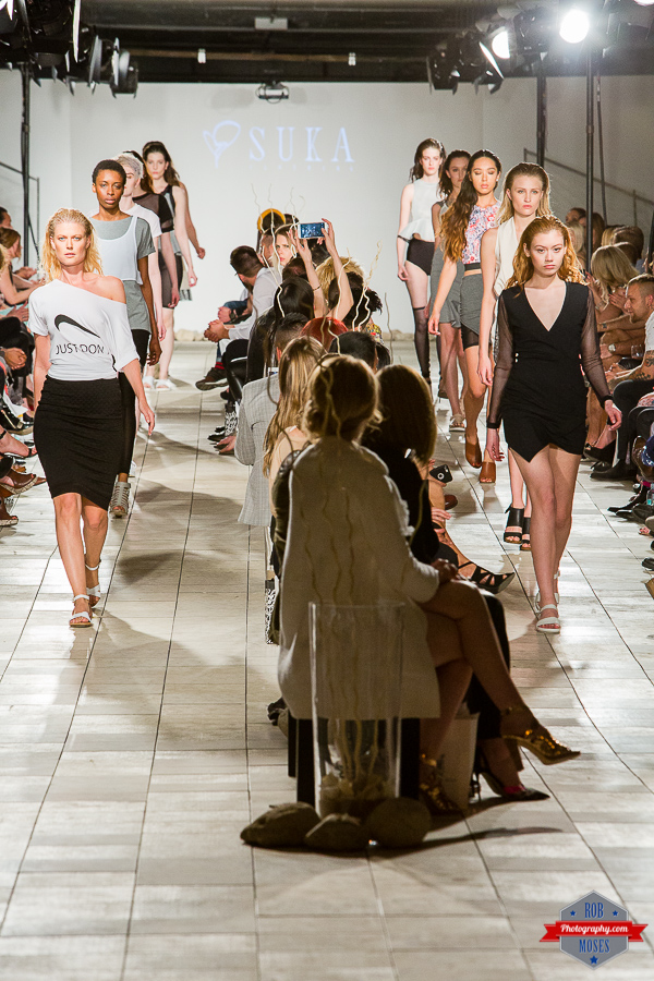 Park Show Fashion yyc beautiful model runway Rob Moses Photography Calgary Photographer Photographers Native American Famous un celebrity Tlingit Ojibawa Top Popular Best Good Canadian-42