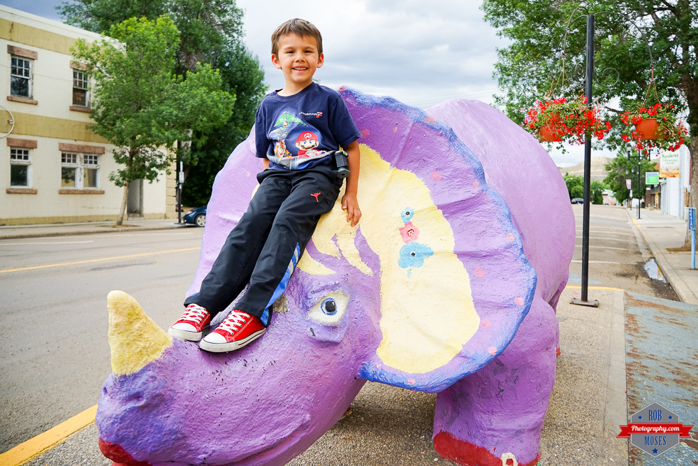 Drumheller Dinosaur Fun kids boys Rob Moses Photography Calgary Photographer Photographers Native American Famous un celebrity Tlingit Ojibawa Top Popular Best Good Canadian-10