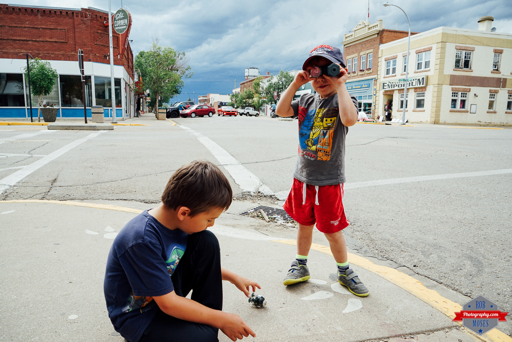 Drumheller Dinosaur Fun kids boys Rob Moses Photography Calgary Photographer Photographers Native American Famous un celebrity Tlingit Ojibawa Top Popular Best Good Canadian-8